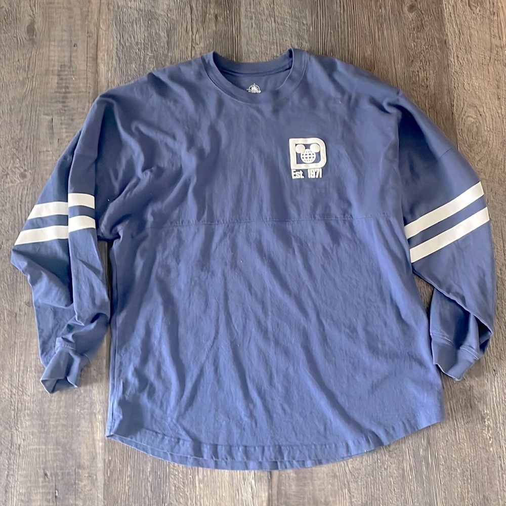 walt disney world navy blue crew neck